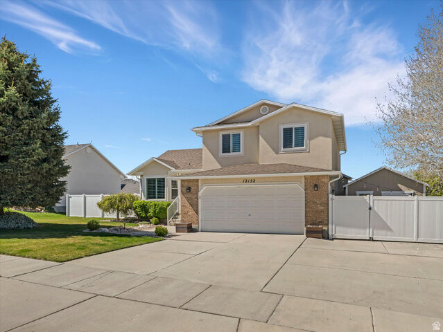 Property Photo: 12152 S Gracie View Pl W UT 84020