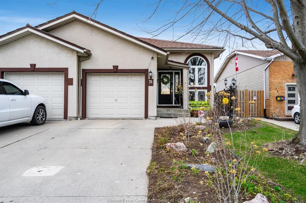 Property Photo:  71 Satinwood Crescent  ON N8H 4P1 