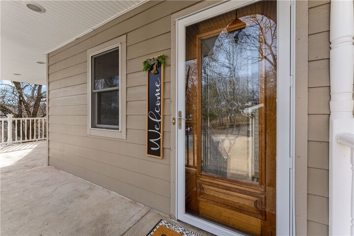 Property Photo: 45 Redstone Ln PA 15301