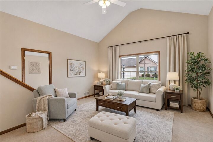 Property Photo:  1033 Timberwood Dr  PA 15010 