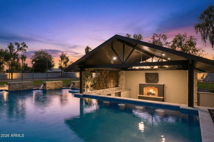 Property Photo: 745 E John Henry Lane AZ 85296