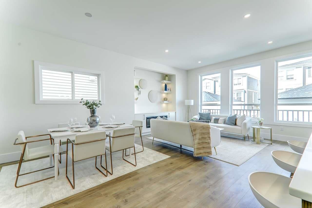Property Photo:  20661 76 Avenue  BC V2Y 1V5 