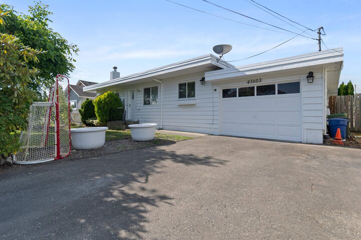 Property Photo:  45603 Reece Avenue  BC V2P 2Z9 