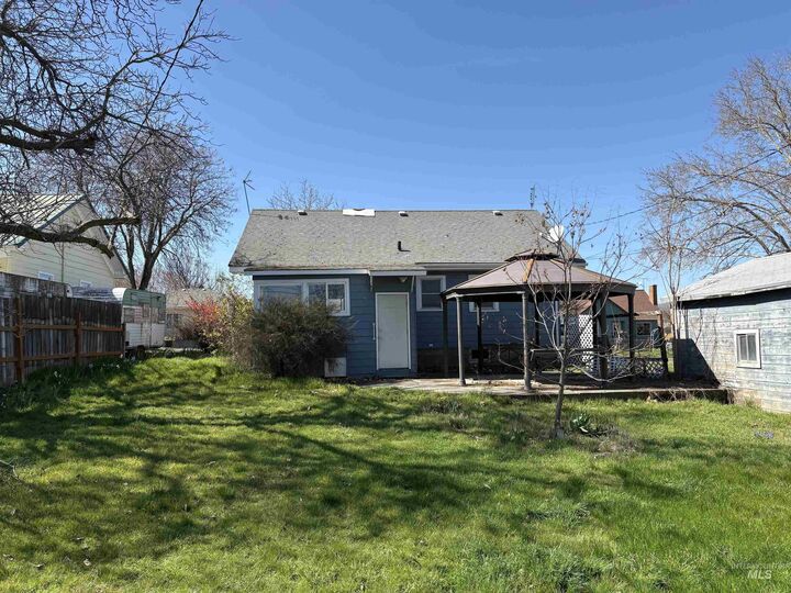 Property Photo: 1317 McCarroll WA 99403
