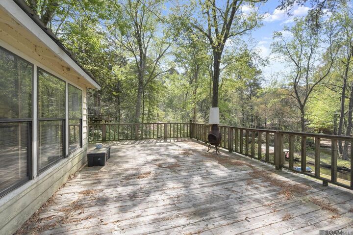 Property Photo:  12323 Azalea Cir  LA 70775 