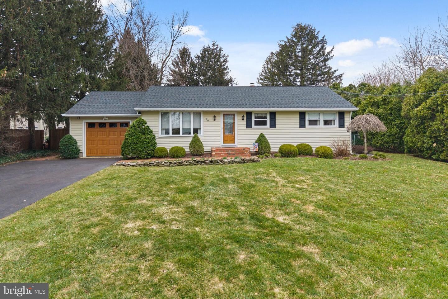 Property Photo: 96 Bordentown Chesterfield Road NJ 08515