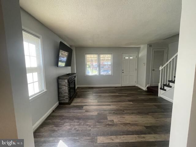 Property Photo:  329 Leeanne Road  MD 21221 