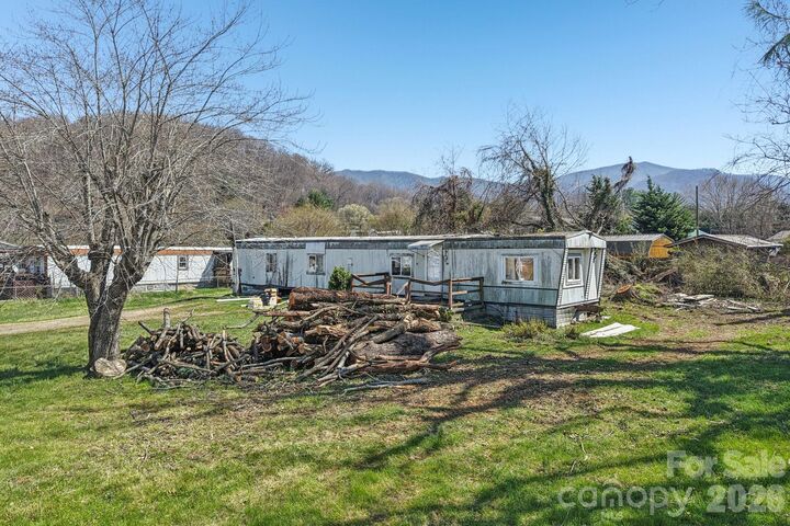 Property Photo:  88 Brook Street  NC 28786 