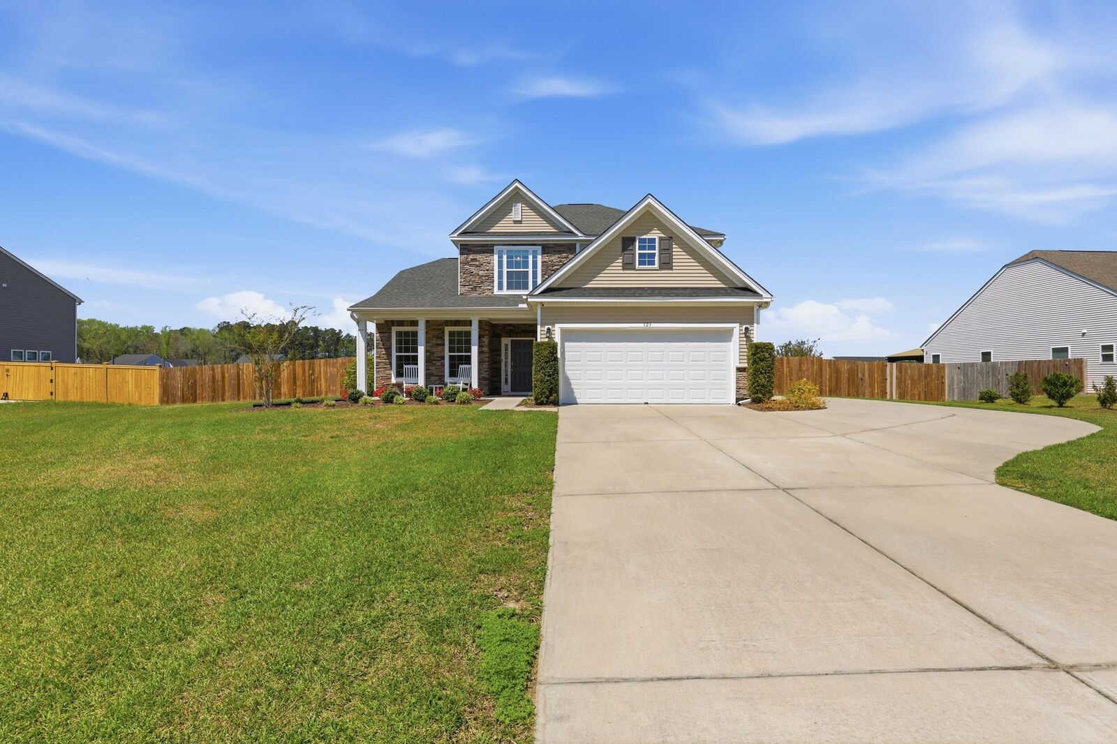 Property Photo: 123 Lakelyn Road SC 29461