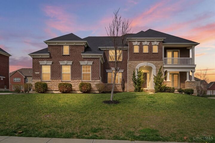 Property Photo:  4354 Highland Green Drive  OH 45040 