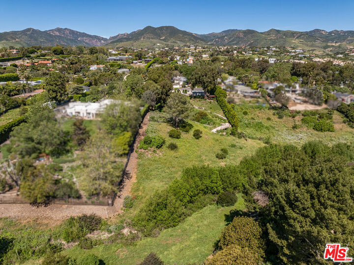 Property Photo:  28850 Boniface Dr  CA 90265 