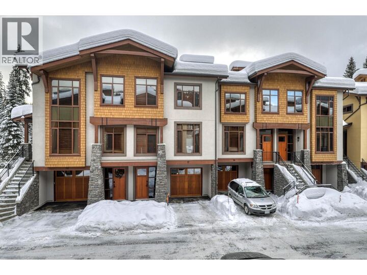 3280 Village Way 17 — photo 1