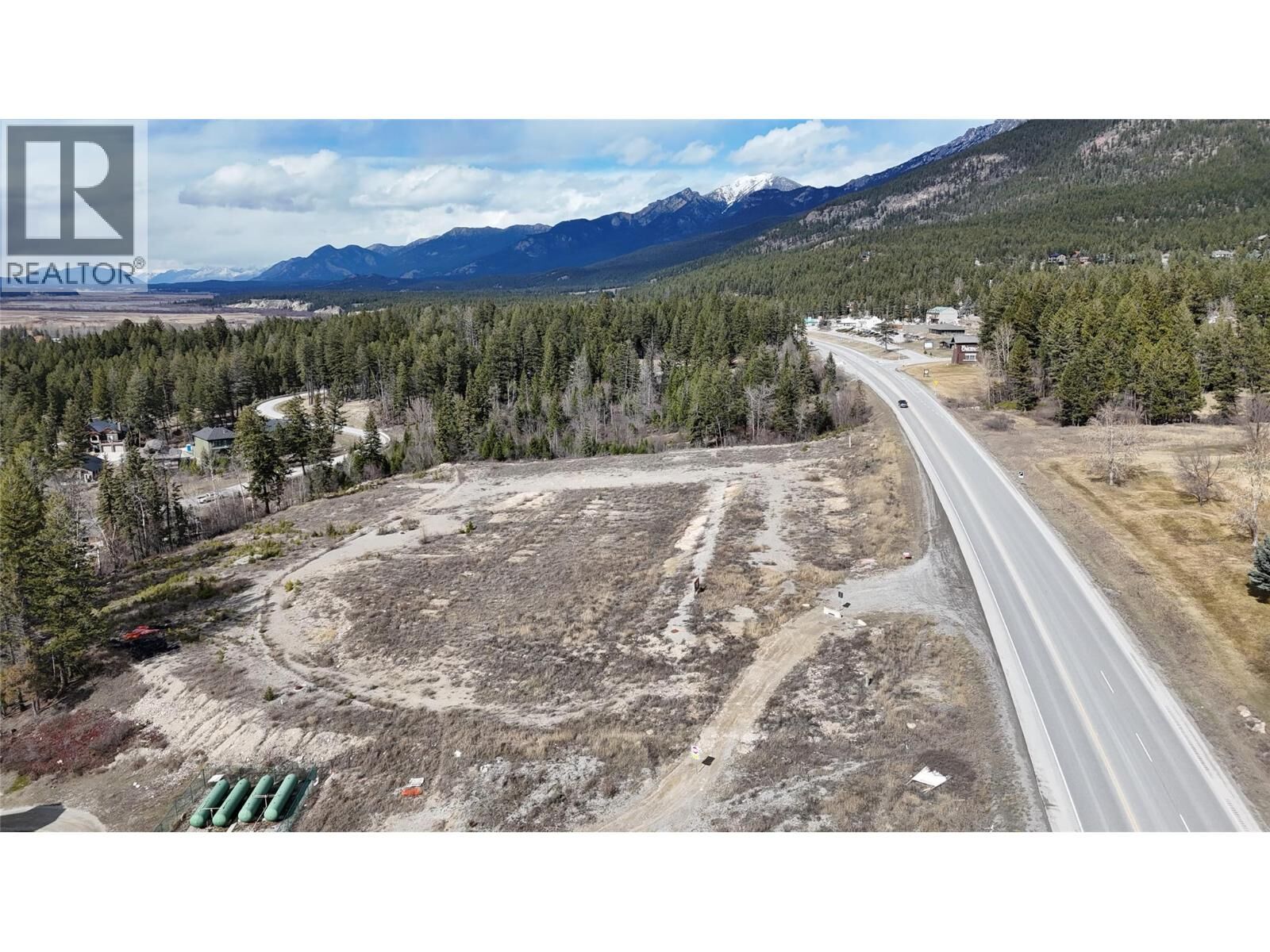 Property Photo:  93/95 Highway  BC V0B 1L1 
