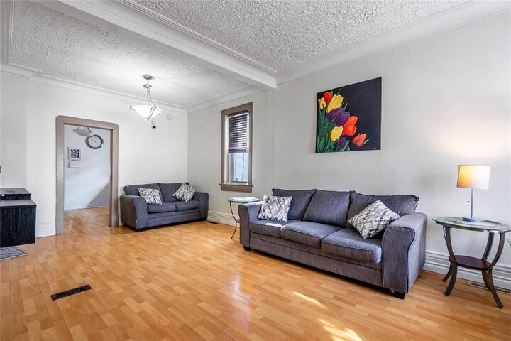 Property Photo:  900 Pritchard Avenue  MB R2X 0E9 