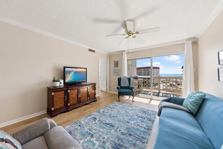 Property Photo: 909 Santa Rosa Boulevard 151 FL 32548