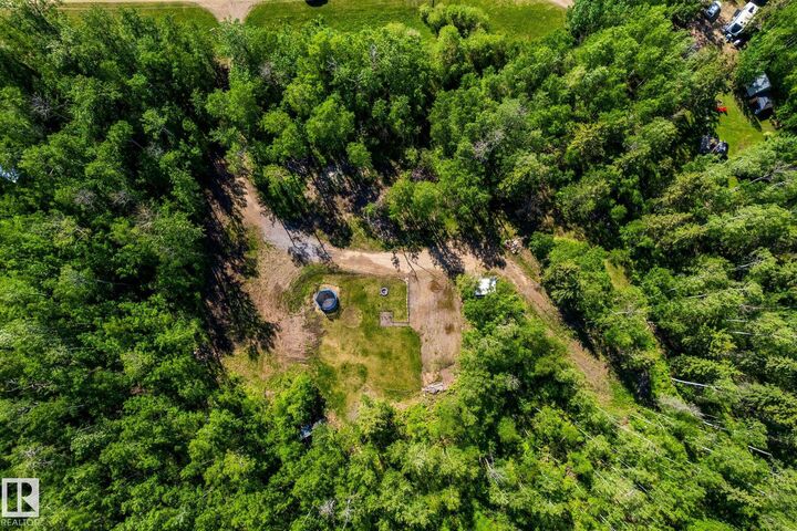 Property Photo:  56110 Rge Road 13 17  AB T0E 1V0 