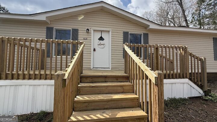 Property Photo:  410 Crystal Drive  GA 30116 