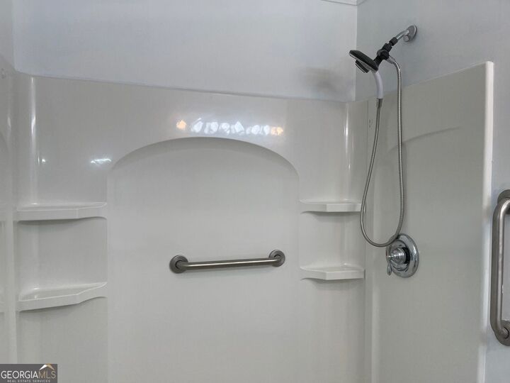 Property Photo: 1122 Dewey Street GA 30223