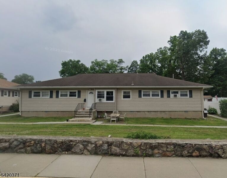 Property Photo:  35 Carey Ave 19  NJ 07405 