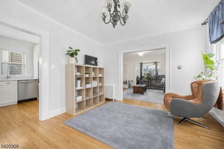 Property Photo:  6 Franklin Ave  NJ 07042 