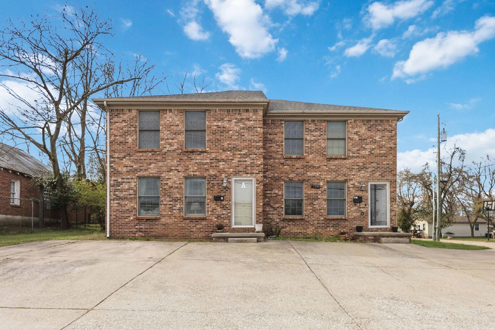 Property Photo:  226 Hallie Irvine Street  KY 40475 