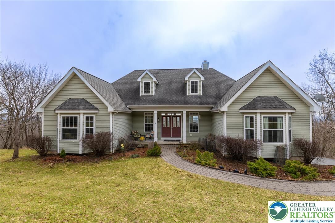 Property Photo:  1231 Sky High Terrace  PA 18330 