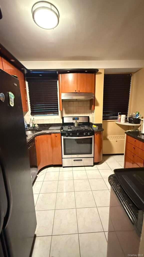 Property Photo: 9710 62nd Drive 5E NY 11374
