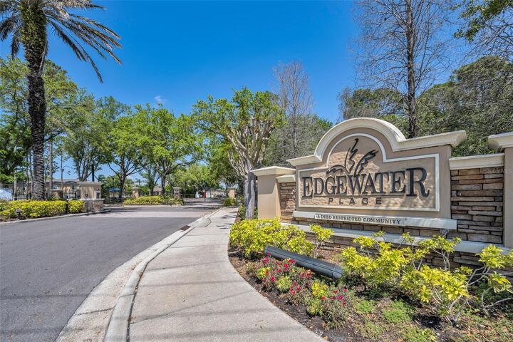 Property Photo:  8015 Savannah Sunset Lane  FL 33615 