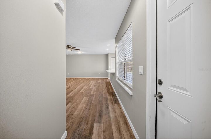 Property Photo:  2948 Tangerine Court  FL 34748 