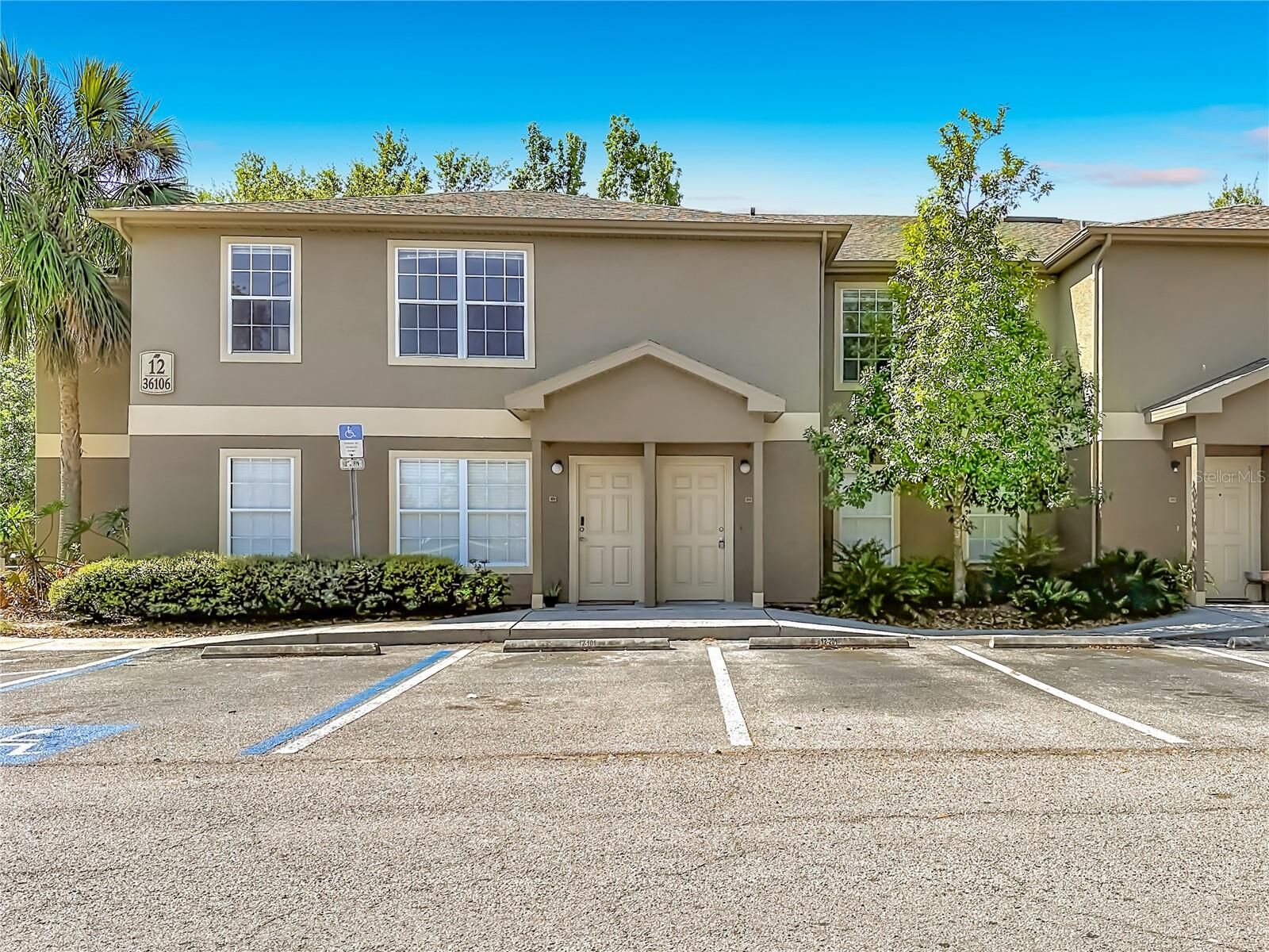 Property Photo:  36106 Lake Chase Boulevard 201  FL 33541 