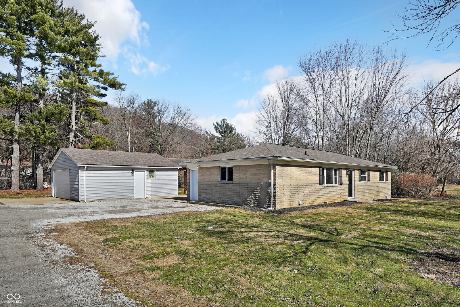 Property Photo:  290 Robb Hill Road  IN 46151 