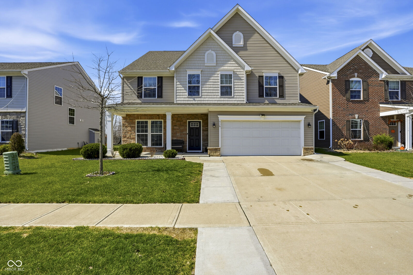 Property Photo:  516 Dietz Drive  IN 46143 