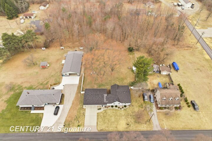 Property Photo: 526 S Maple Street MI 48626