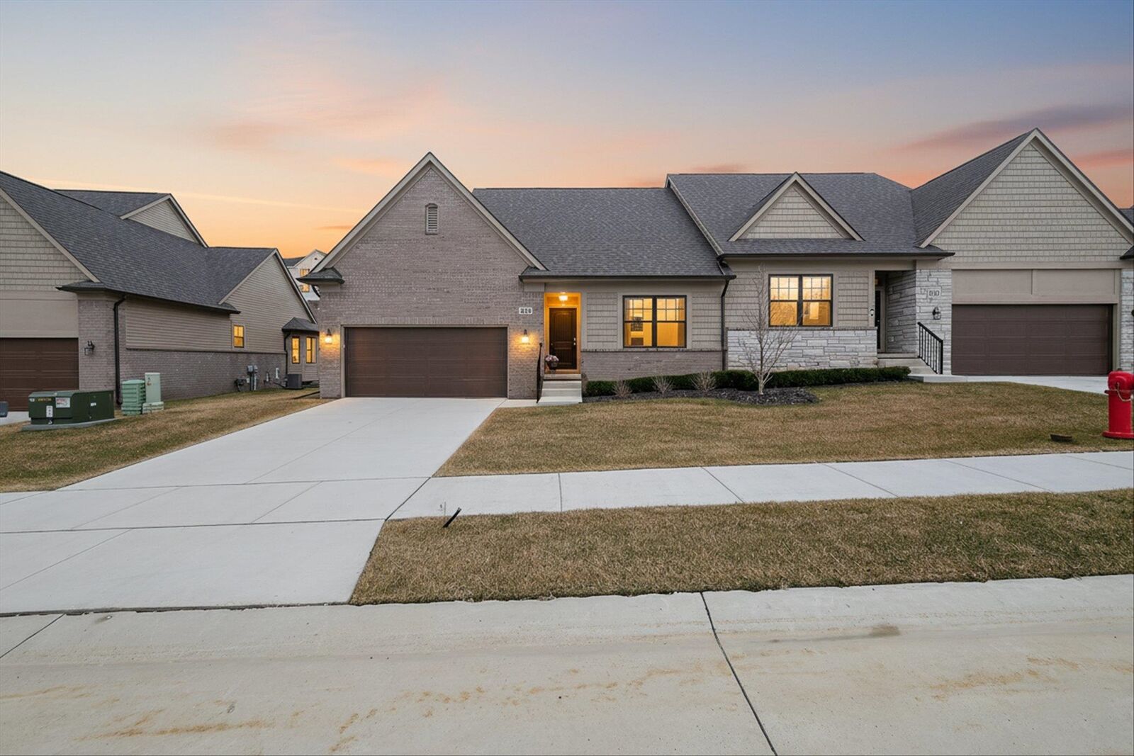 Property Photo: 660 Brookstone Drive MI 48371