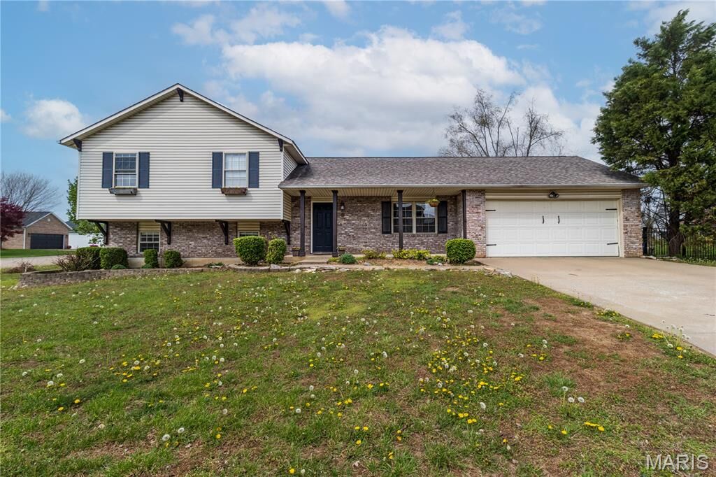 Property Photo:  525 Stotler Way  MO 63755 