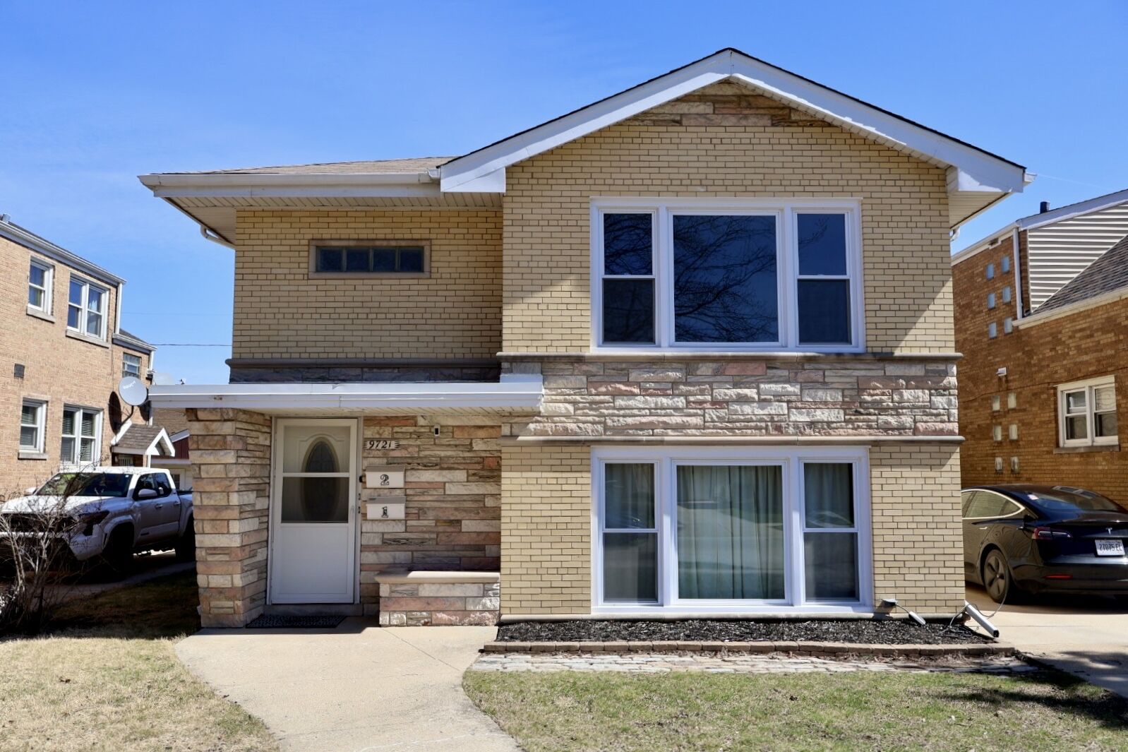 Property Photo:  9721 S Albany Avenue 2  IL 60805 