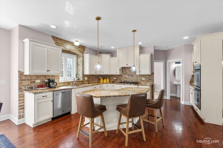 Property Photo:  13006 Timber Wood Circle  IL 60585 