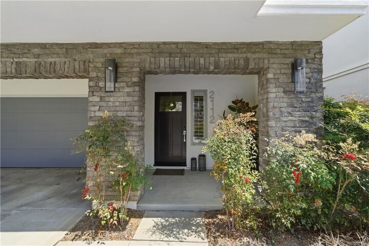 Property Photo:  2112 Tidewater Circle  CA 92627 