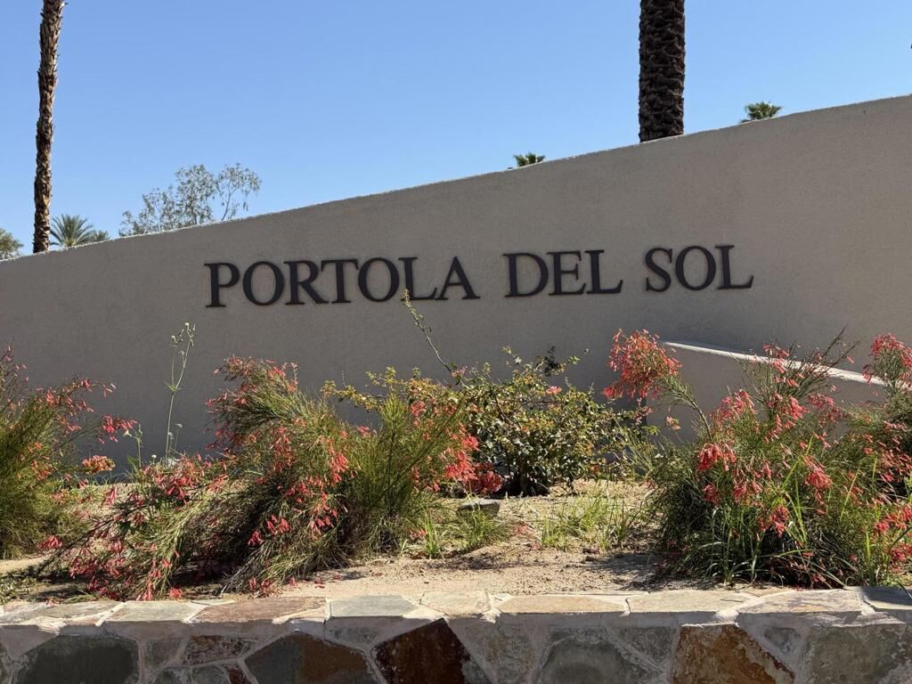Property Photo:  74229 Catalina Way  CA 92260 