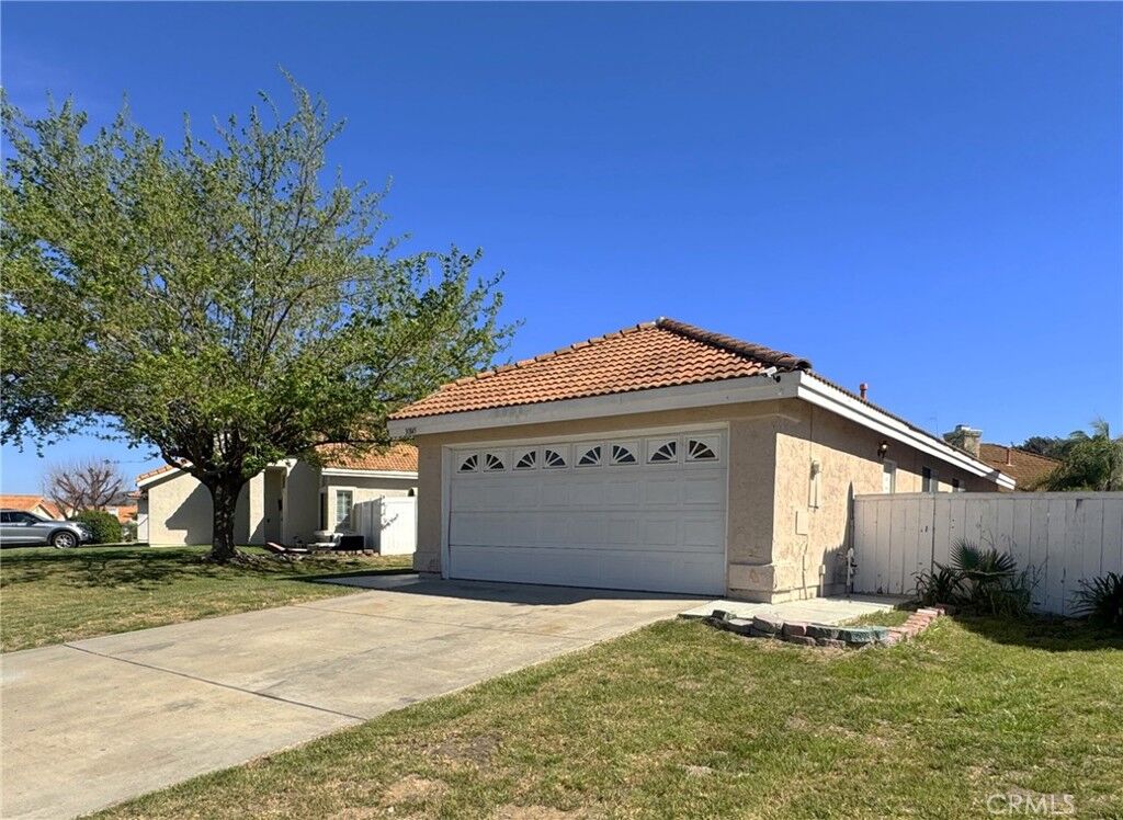 Property Photo:  30145 Pechanga Drive  CA 92592 