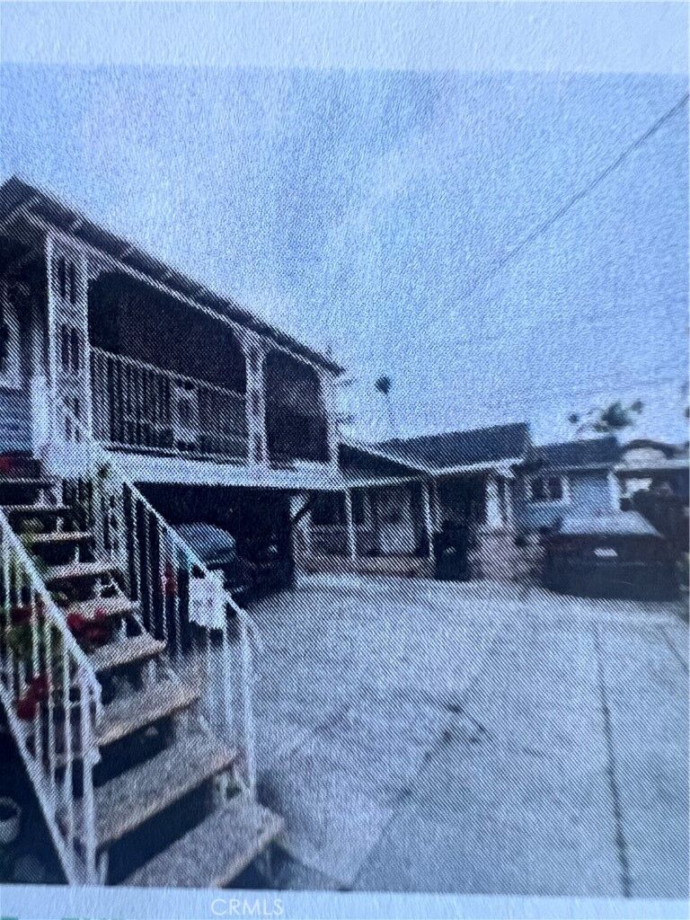 Property Photo:  629 Gage Avenue  CA 90044 