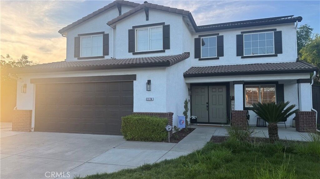 Property Photo:  2174 W Picadilly  CA 93230 