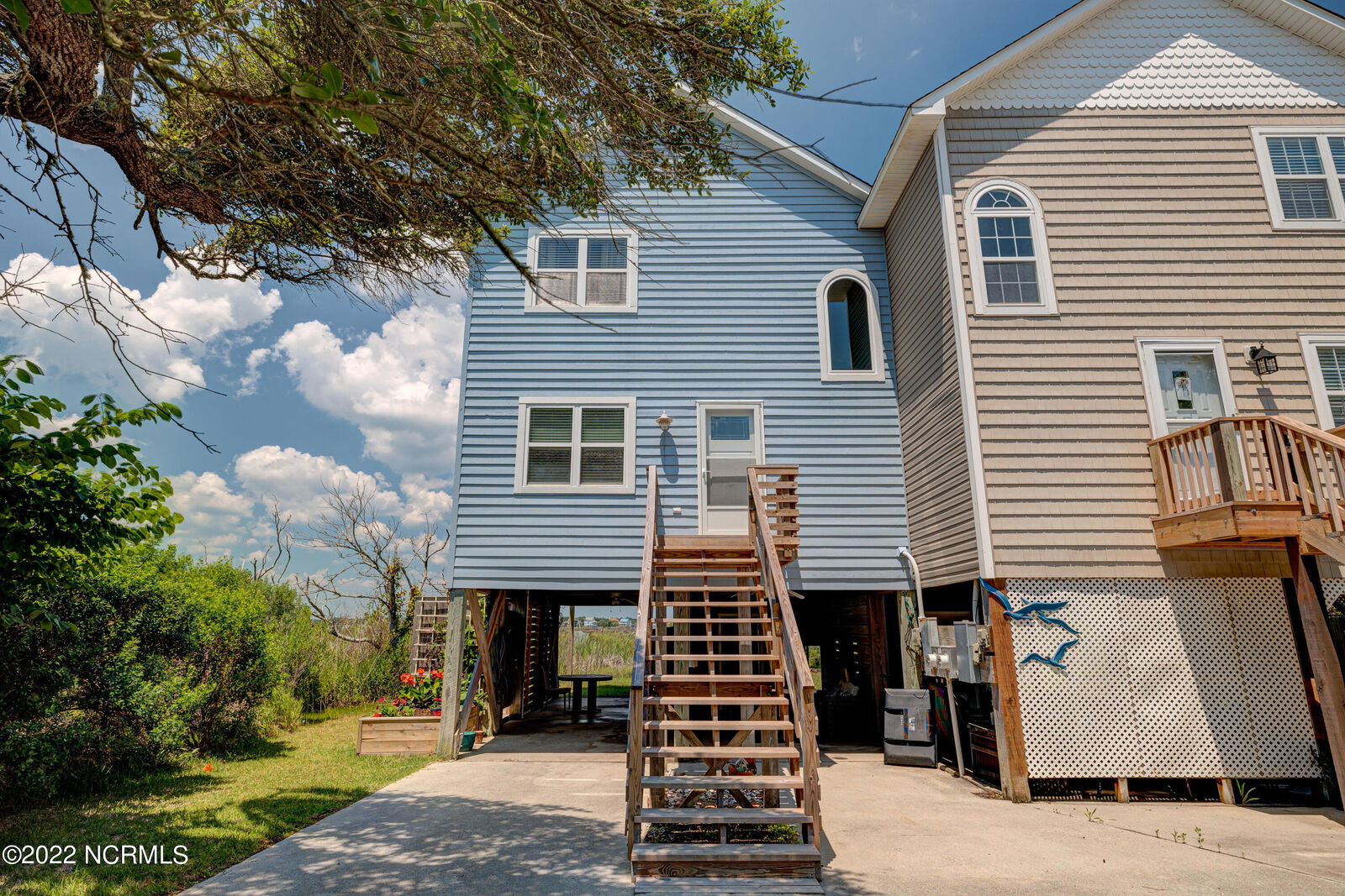 Property Photo:  316 Bay Circle  NC 28460 