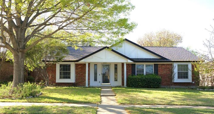 Property Photo: 2213 Clearhaven Drive TX 75040