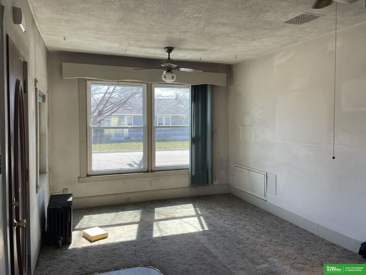 Property Photo:  805 N Hancock Street  NE 68025 