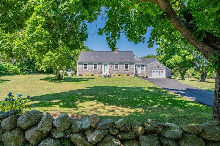 Property Photo:  367 Plum  MA 02630 