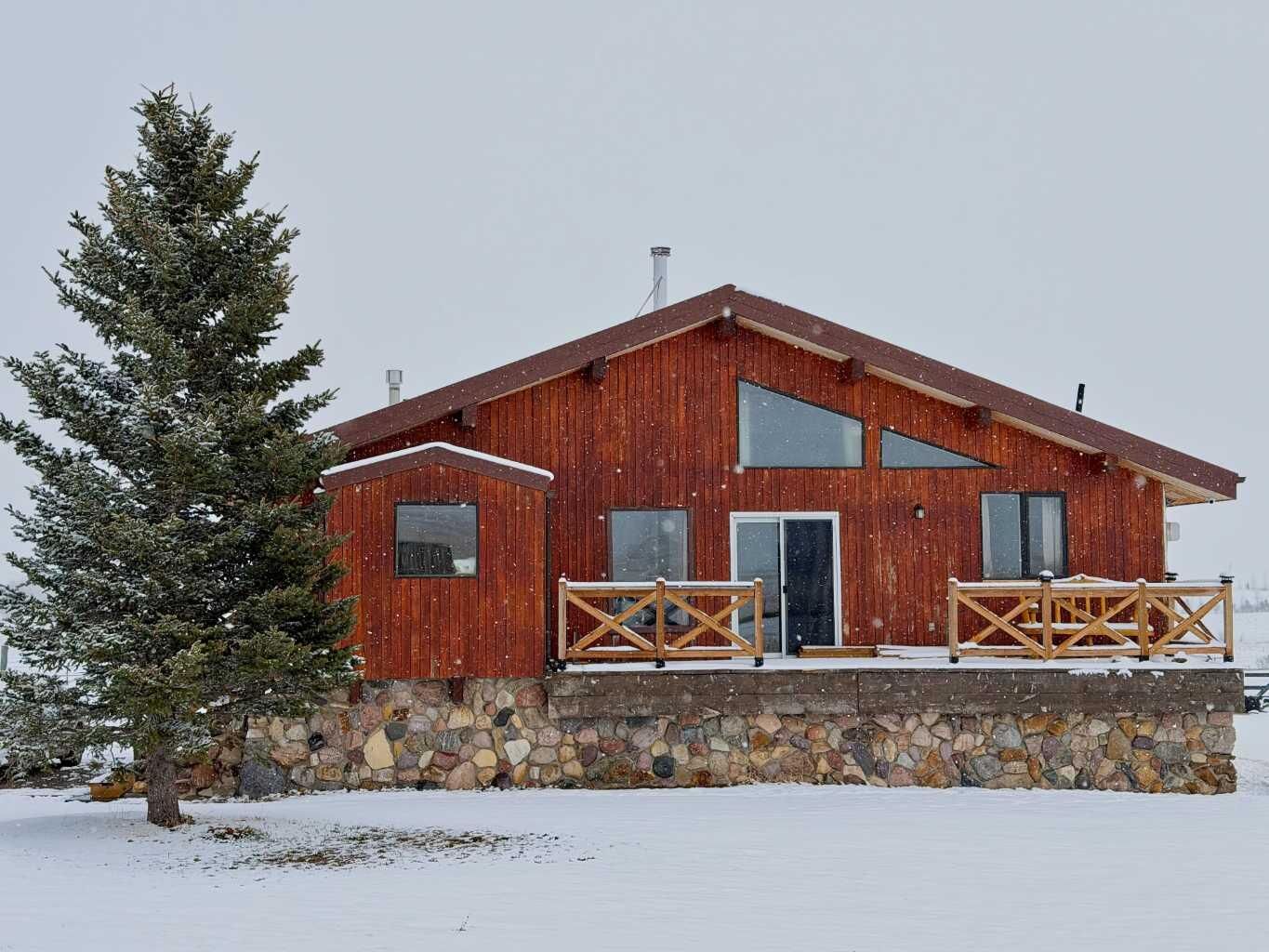 Property Photo:  22057 Rg Rd 252  AB T0K 0K0 