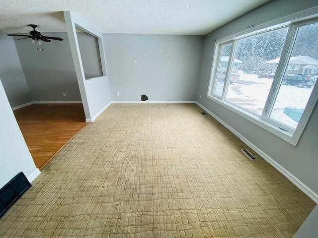 Property Photo:  428 Boutin Avenue  AB T7V 1A2 