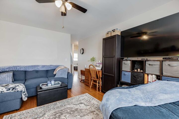 Property Photo:  6 West Aarsby Road  AB T4C 1M4 