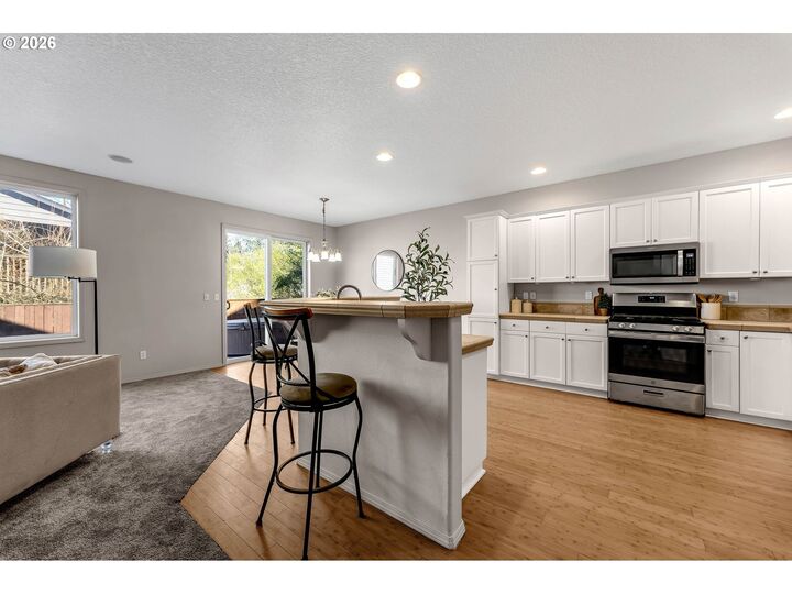 Property Photo:  4022 NE 91st St  WA 98665 